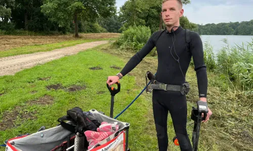 Ringjäger Patrik Flömer beim Tauchen im Woldsee - NWZ Online